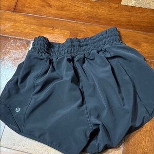 lululemon athletica black Women's Athletic Shorts
